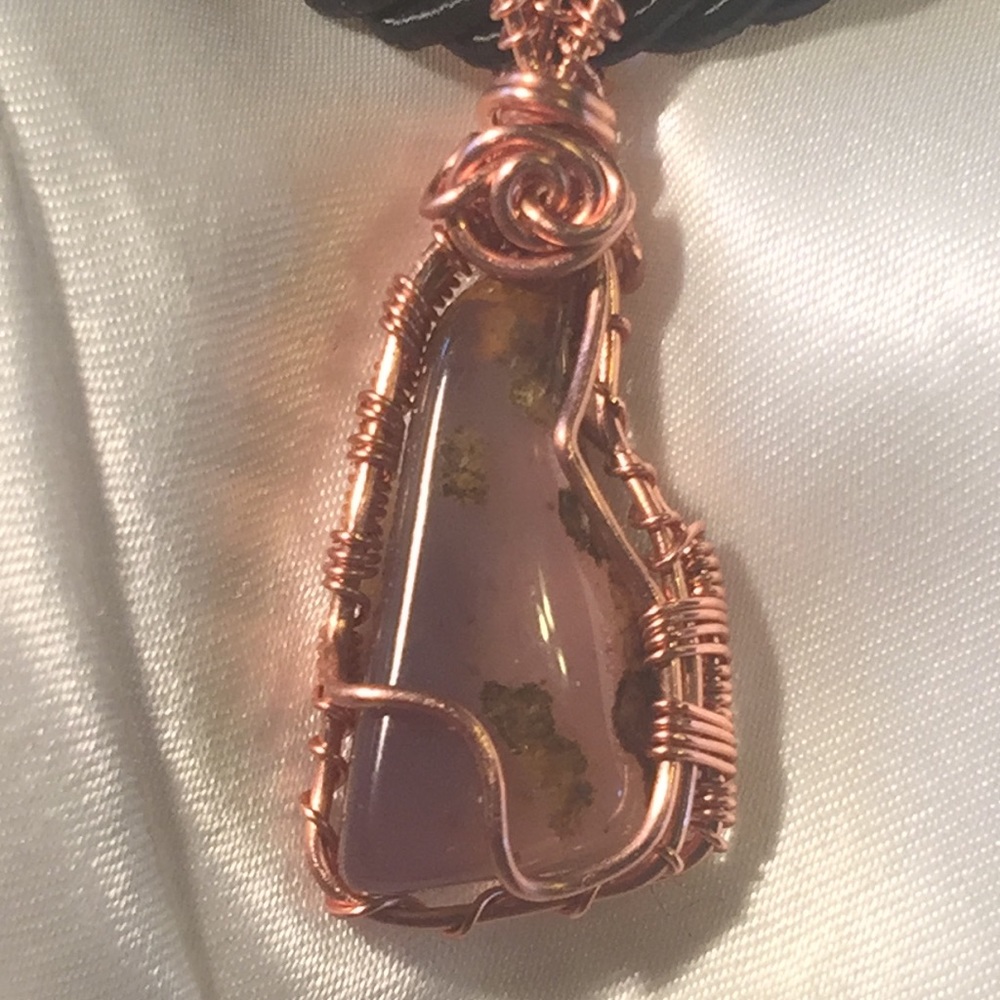 Scenic Dendritic Copper Wire Wrapped Pendant - image 1